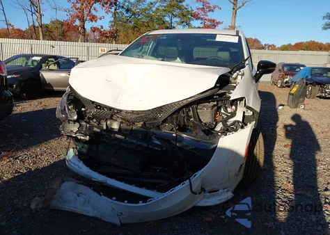 2025 Chrysler Voyager Lx из США, поврежденный, VIN 2C4RC1CG7SR580417